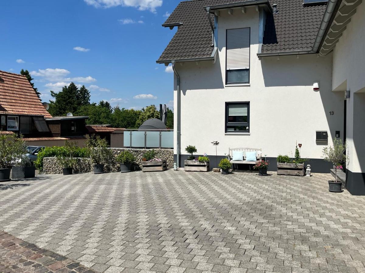 Ferienwohnung Weingut Grafenhof Heuchelheim-Klingen Exterior foto